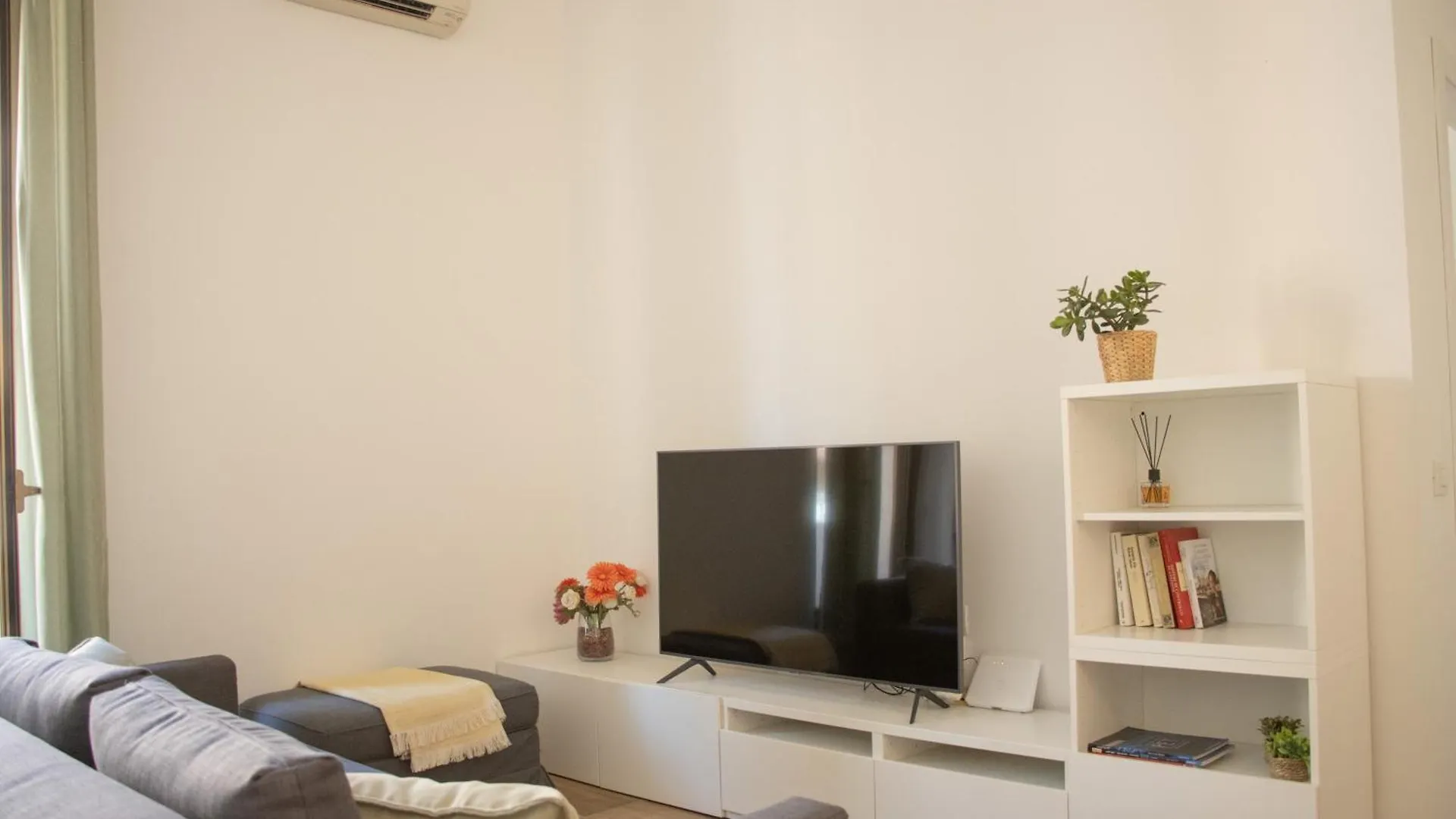 Eleganza Comfort Posizione Μιλάνο 0*,  Ιταλία